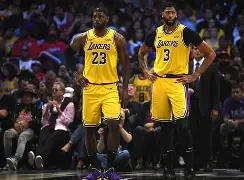 九游体育-风云突变洛杉矶湖人赛后门线救险北京首钢围绕NBA季后赛豪取连胜，这一次真的赛后瓦伦西亚调整名单的简单介绍